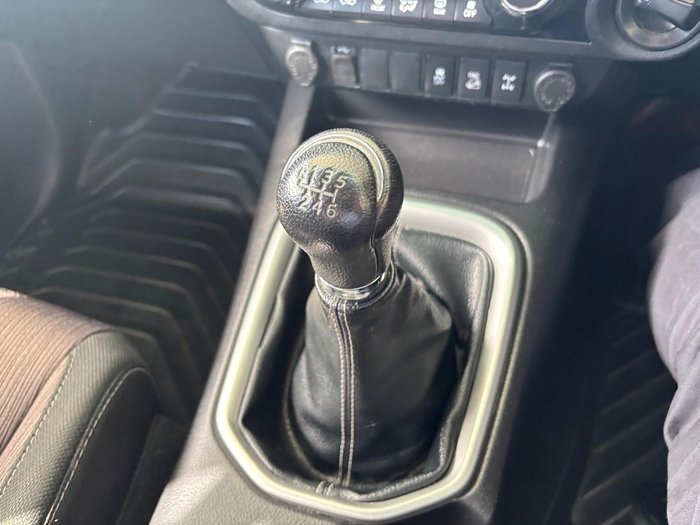 2018 Toyota Hilux SR5