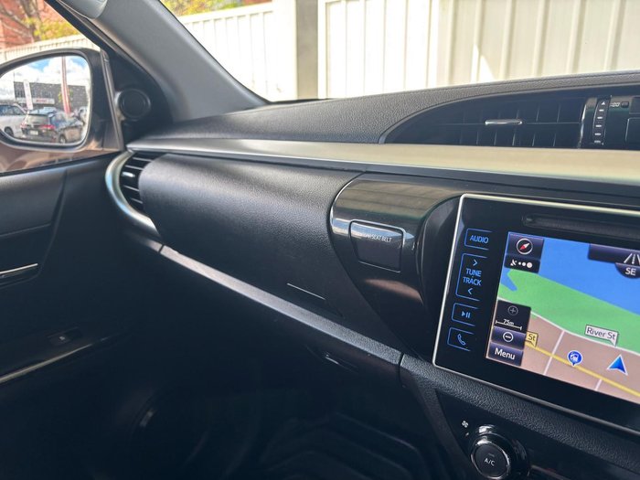 2018 Toyota Hilux SR5