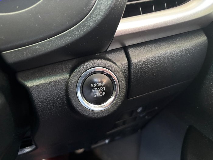 2018 Toyota Hilux SR5