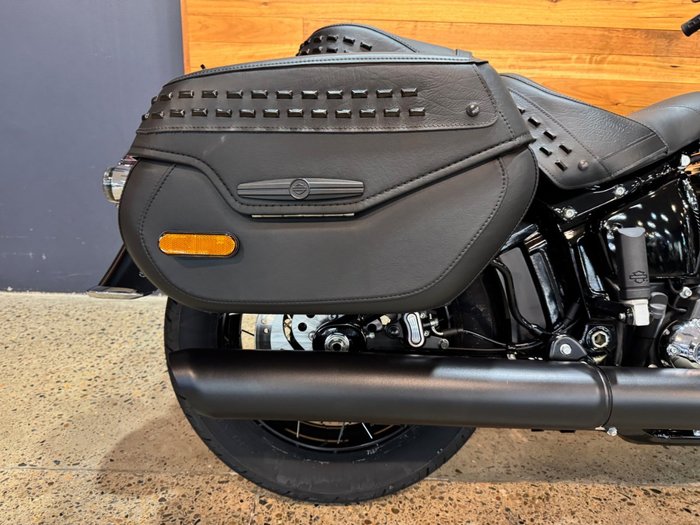 2025 Harley-davidson FLHC HERITAGE CLASSIC (117) BLACK
