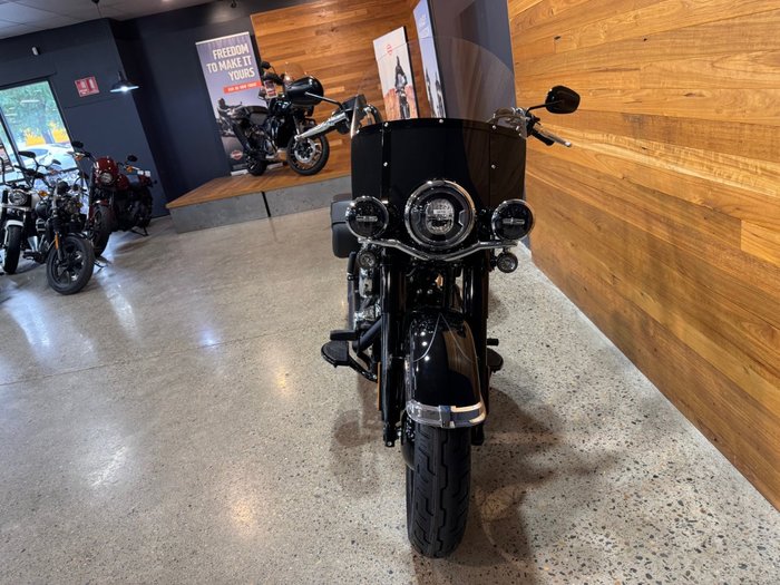 2025 Harley-davidson FLHC HERITAGE CLASSIC (117) BLACK