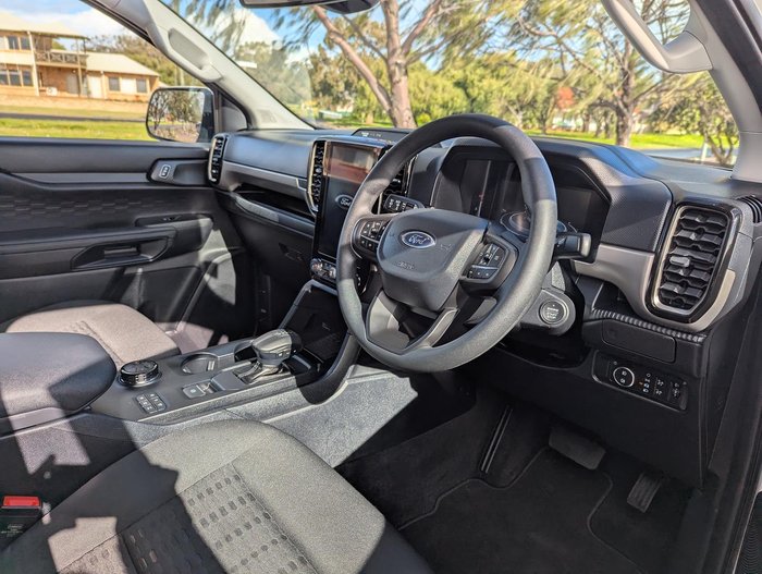 2024 Ford Everest Ambiente MY24.50 4X4 Dual Range Arctic White
