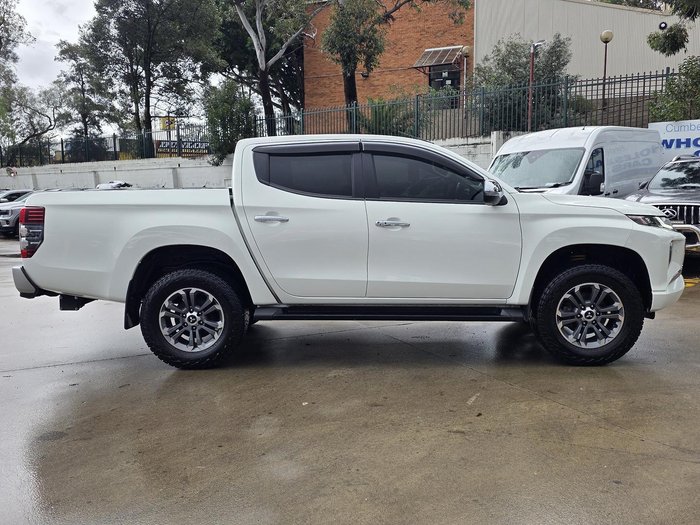 2023 Mitsubishi Triton GLS