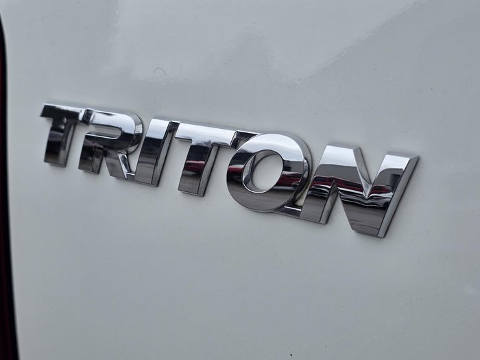 2023 Mitsubishi Triton GLS