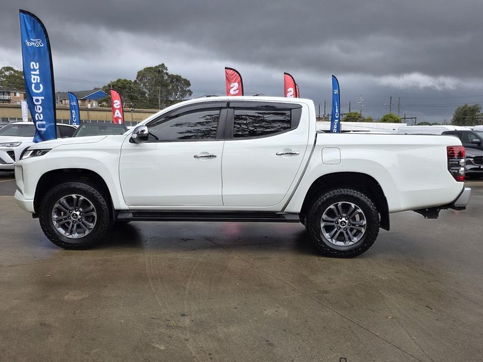 2023 Mitsubishi Triton GLS