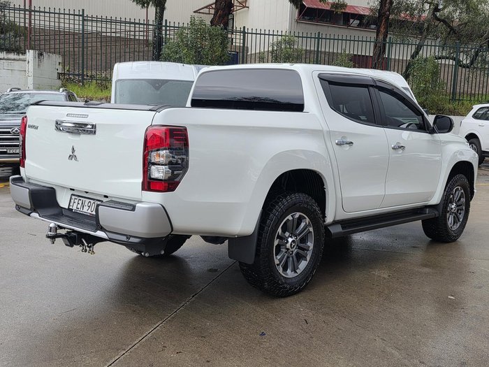 2023 Mitsubishi Triton GLS