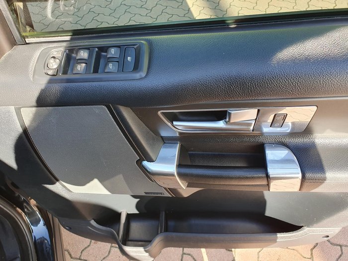 2014 Land Rover Discovery TDV6 Series 4 MY14 4X4 Dual Range Santorini Black