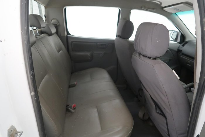 2009 Toyota Hilux Workmate TGN16R MY09 4x2 Glacier White