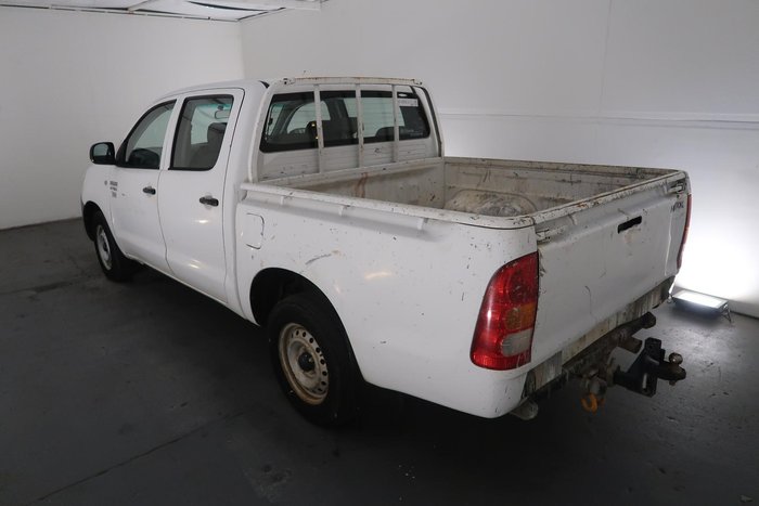 2009 Toyota Hilux Workmate TGN16R MY09 4x2 Glacier White