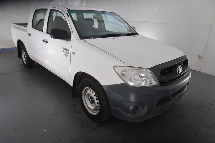 2009 Toyota Hilux Workmate TGN16R MY09 4x2 Glacier White