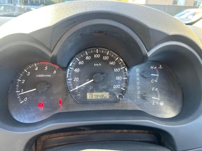 2012 Toyota Hilux SR