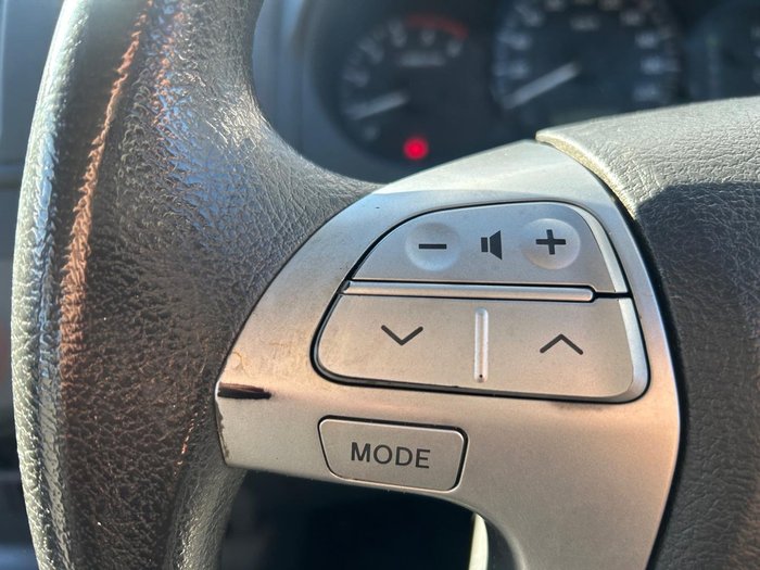 2012 Toyota Hilux SR