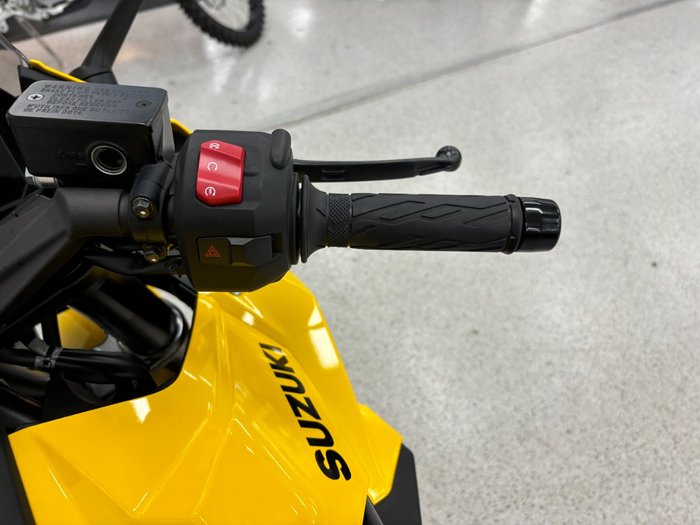 2023 Suzuki 2023 Suzuki 800CC GSX800R Yellow
