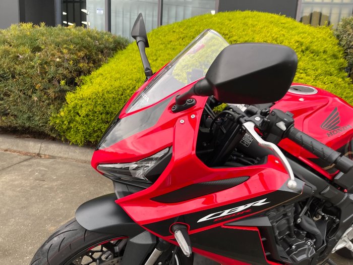 2023 Honda CBR650R Red