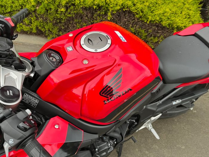 2023 Honda CBR650R Red