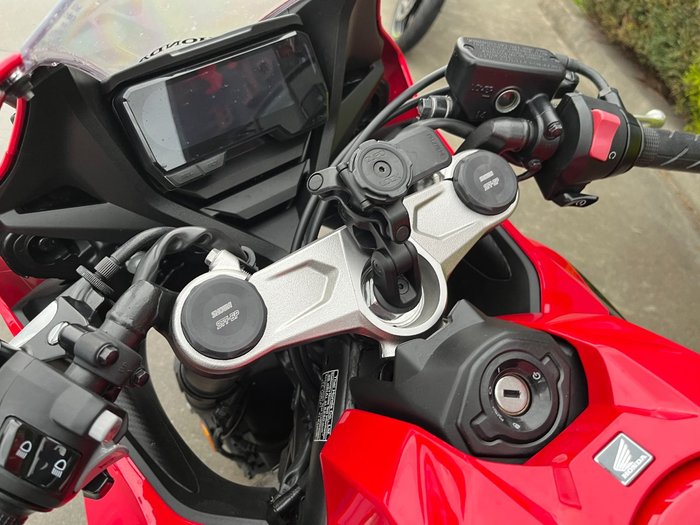 2023 Honda CBR650R Red