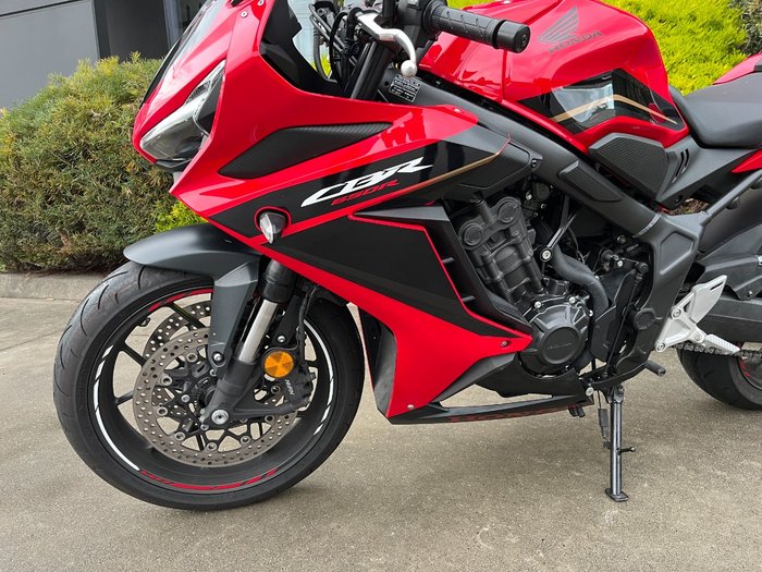 2023 Honda CBR650R Red