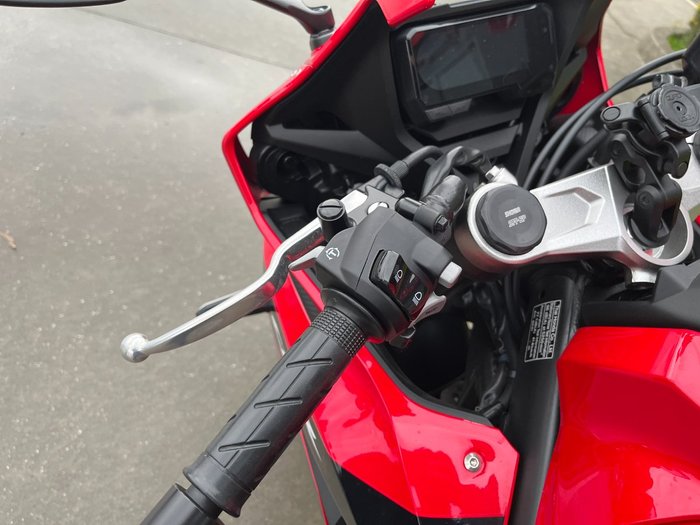 2023 Honda CBR650R Red