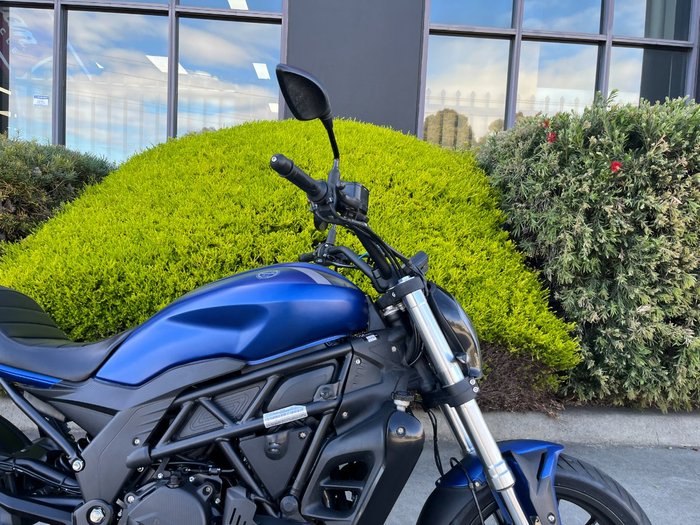 2021 Benelli 502C Blue