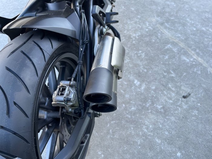 2021 Benelli 502C Blue