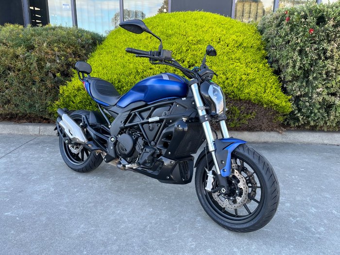 2021 Benelli 502C Blue