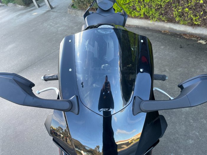 2015 Yamaha YZF-R1 Black