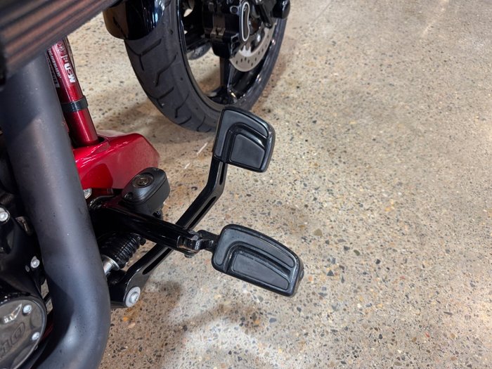 2017 Harley-davidson FXSE CVO PRO STREET BREAKOUT Black