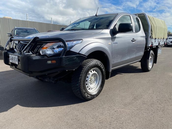 2018 Mitsubishi Triton GLX