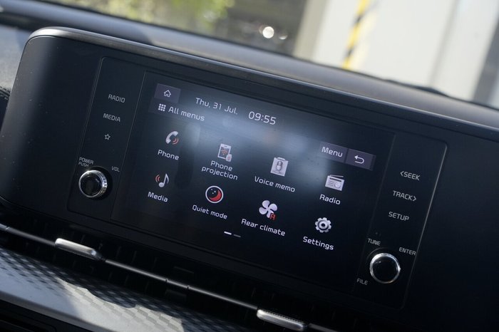 2022 Kia Carnival S
