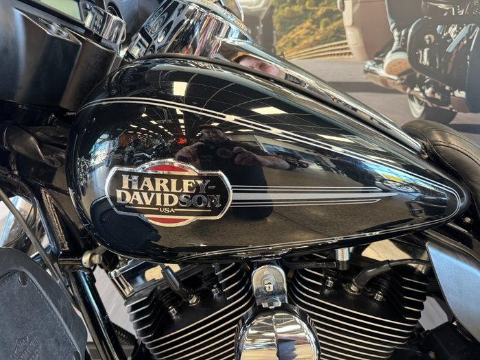 2013 Harley-davidson FLHTCU U/C ELECTRA GLIDE BLACK