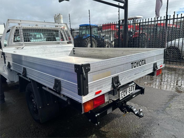 2021 Toyota Hilux Workmate TGN121R 4x2 Glacier White