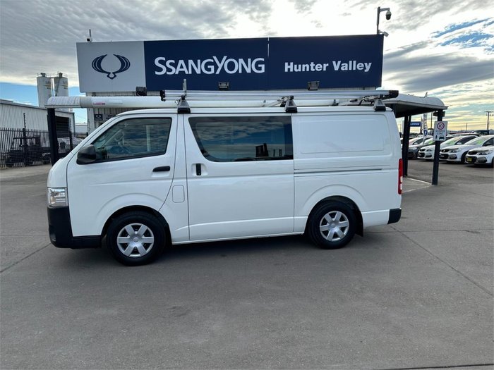 2017 Toyota Hiace
