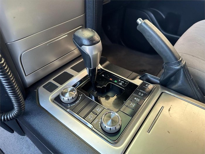 2017 Toyota Landcruiser GXL