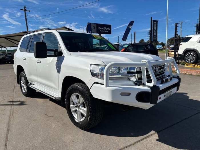 2017 Toyota Landcruiser GXL