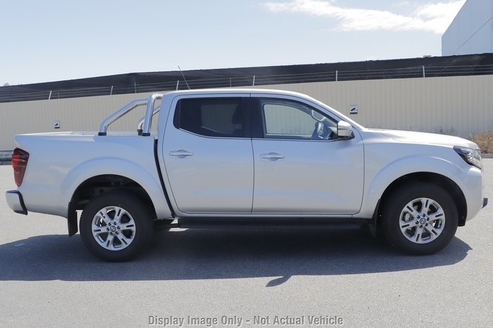 2024 Nissan Navara