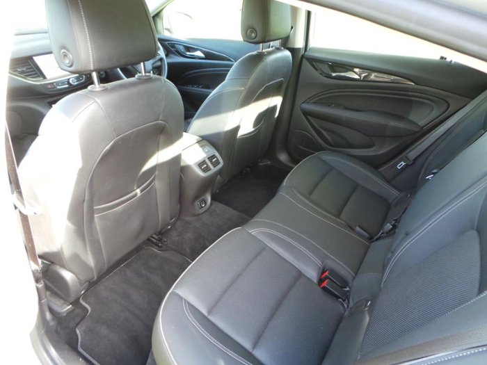 2018 Holden Calais V