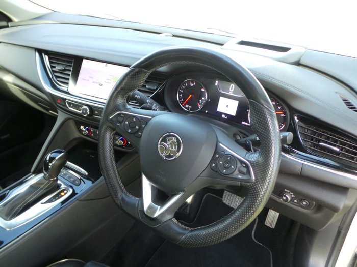 2018 Holden Calais V
