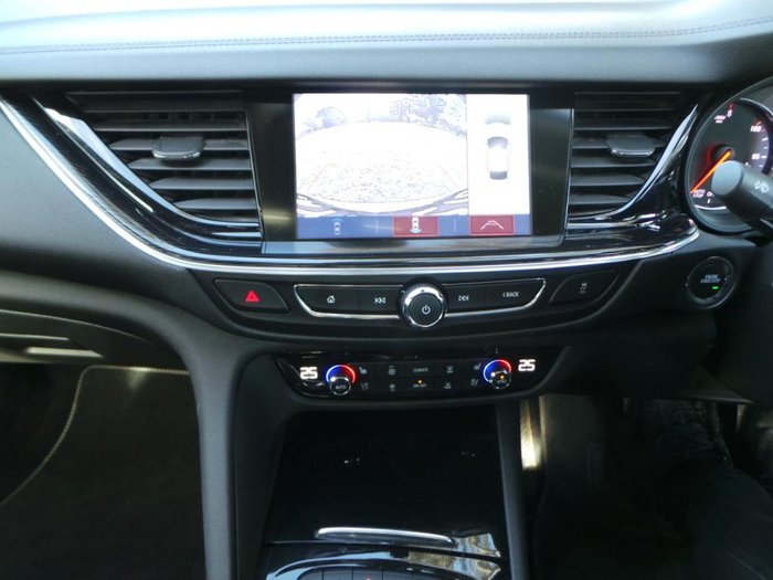 2018 Holden Calais V