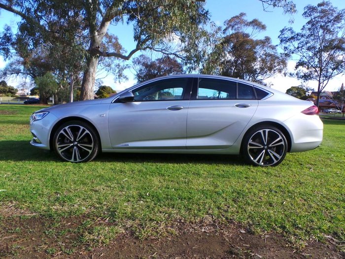 2018 Holden Calais V