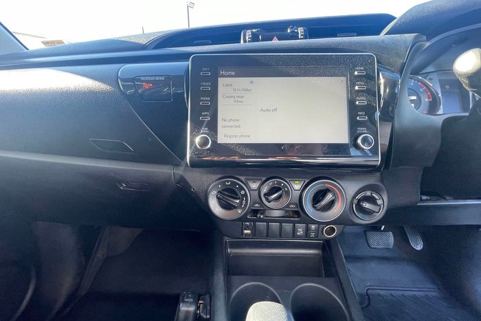 2021 Toyota Hilux SR