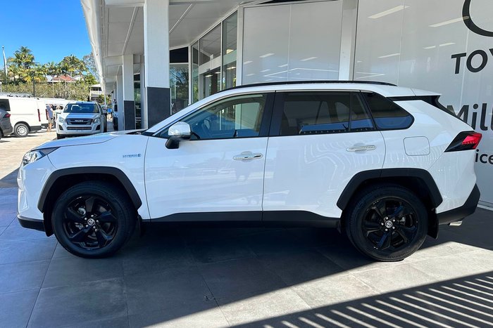 2020 Toyota RAV4 Cruiser