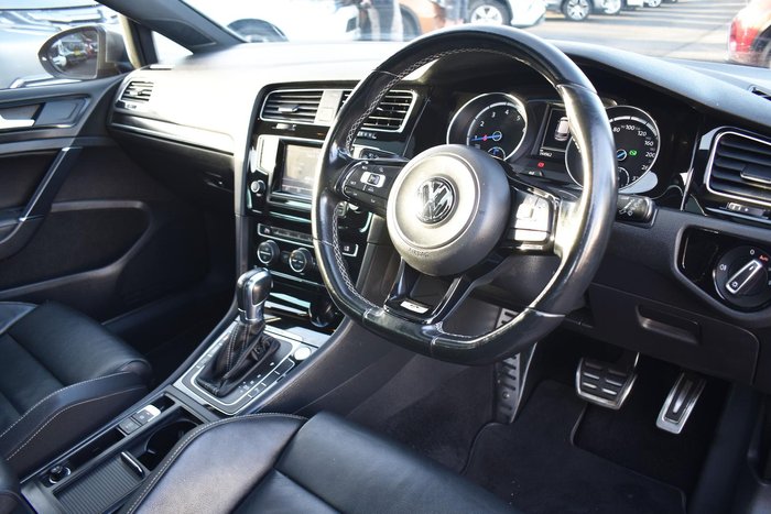 2014 Volkswagen Golf R