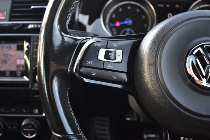 2014 Volkswagen Golf R