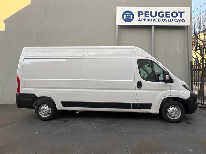 2024 Peugeot Boxer Pro