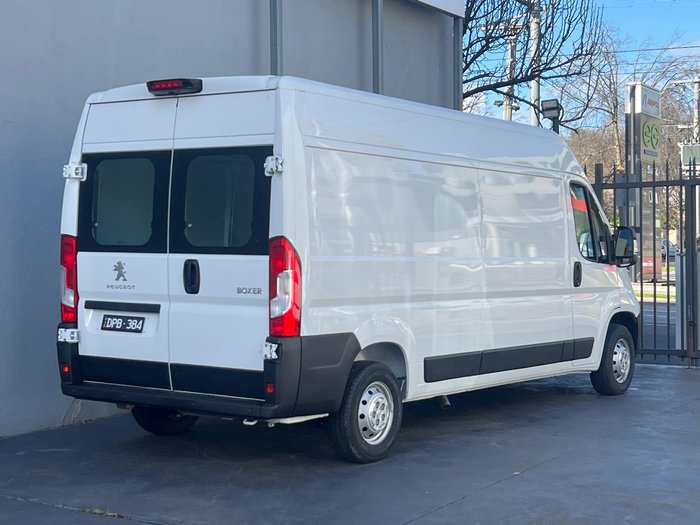 2024 Peugeot Boxer Pro