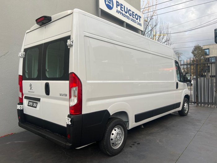 2024 Peugeot Boxer Pro