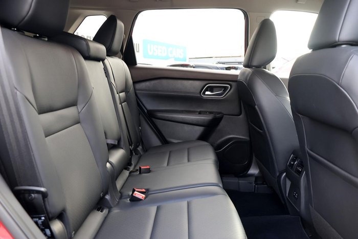 2024 Nissan X-TRAIL ST-L