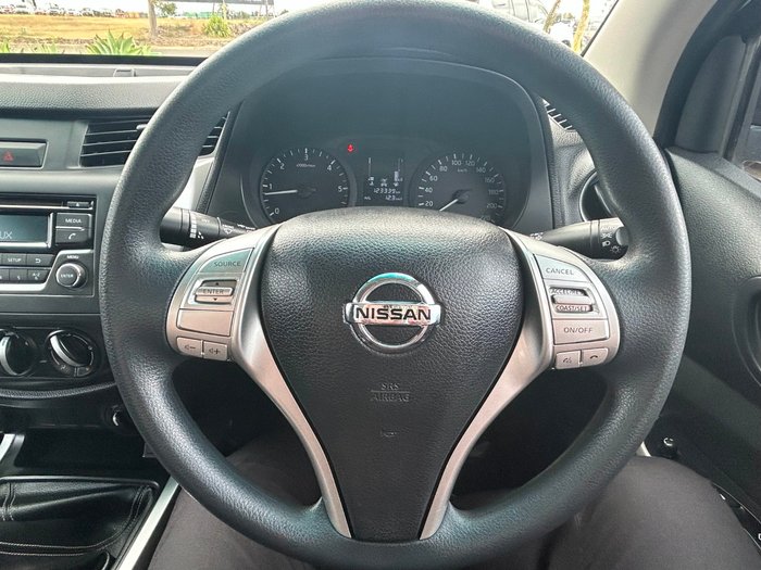 2015 Nissan Navara DX
