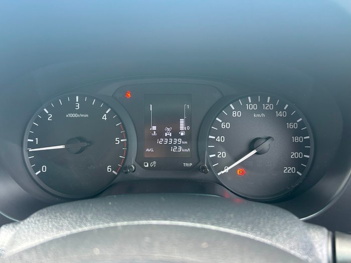 2015 Nissan Navara DX