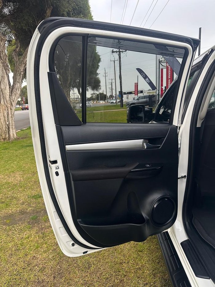 2020 Toyota Hilux SR5